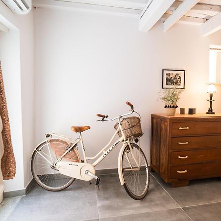 Saliscendi Apartment Pietrasanta Luaran gambar