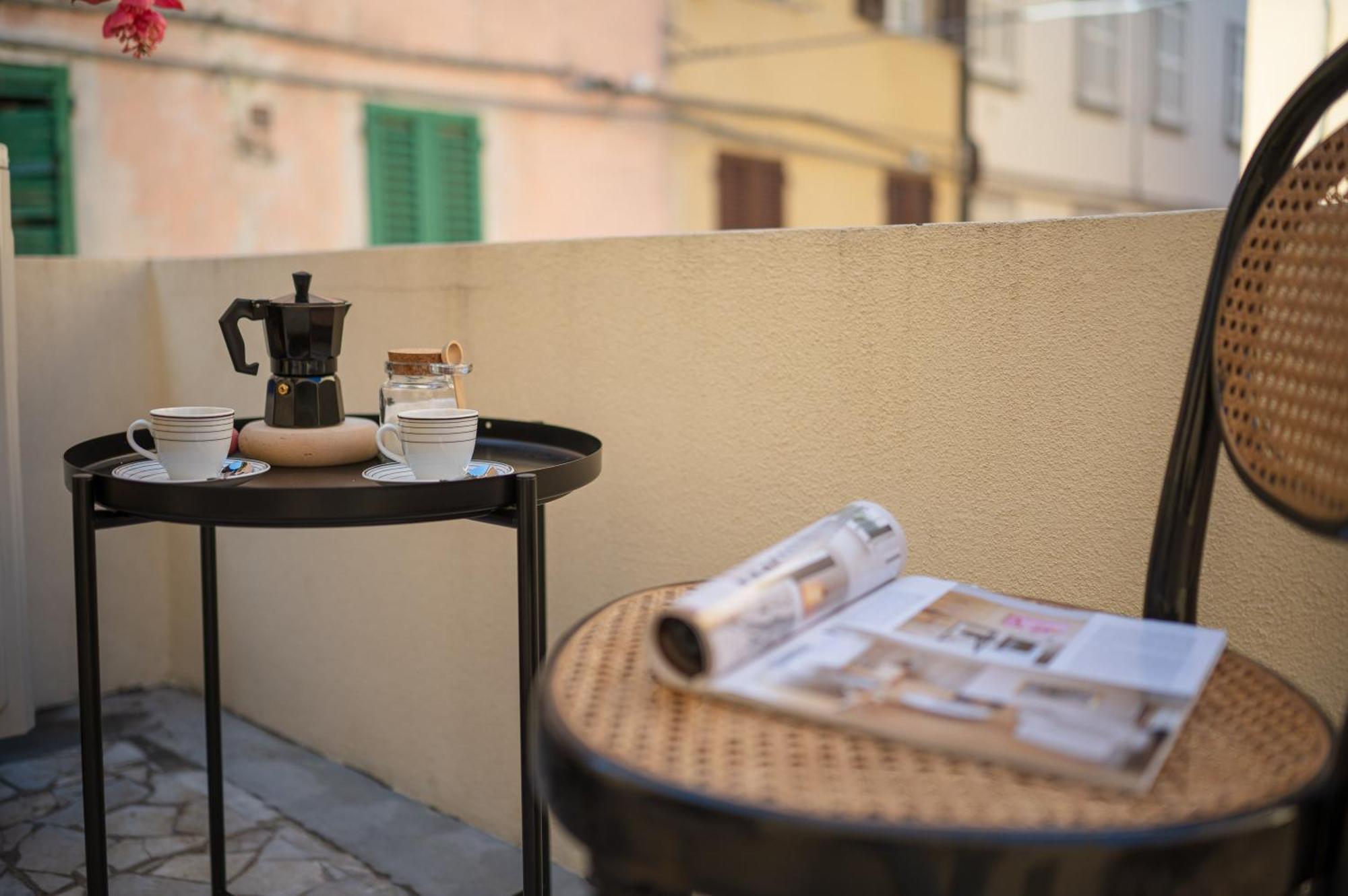 Saliscendi Apartment Pietrasanta Luaran gambar